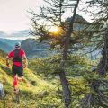Coureur de trail en montagne - nutrition trail ultra-trail guide complet